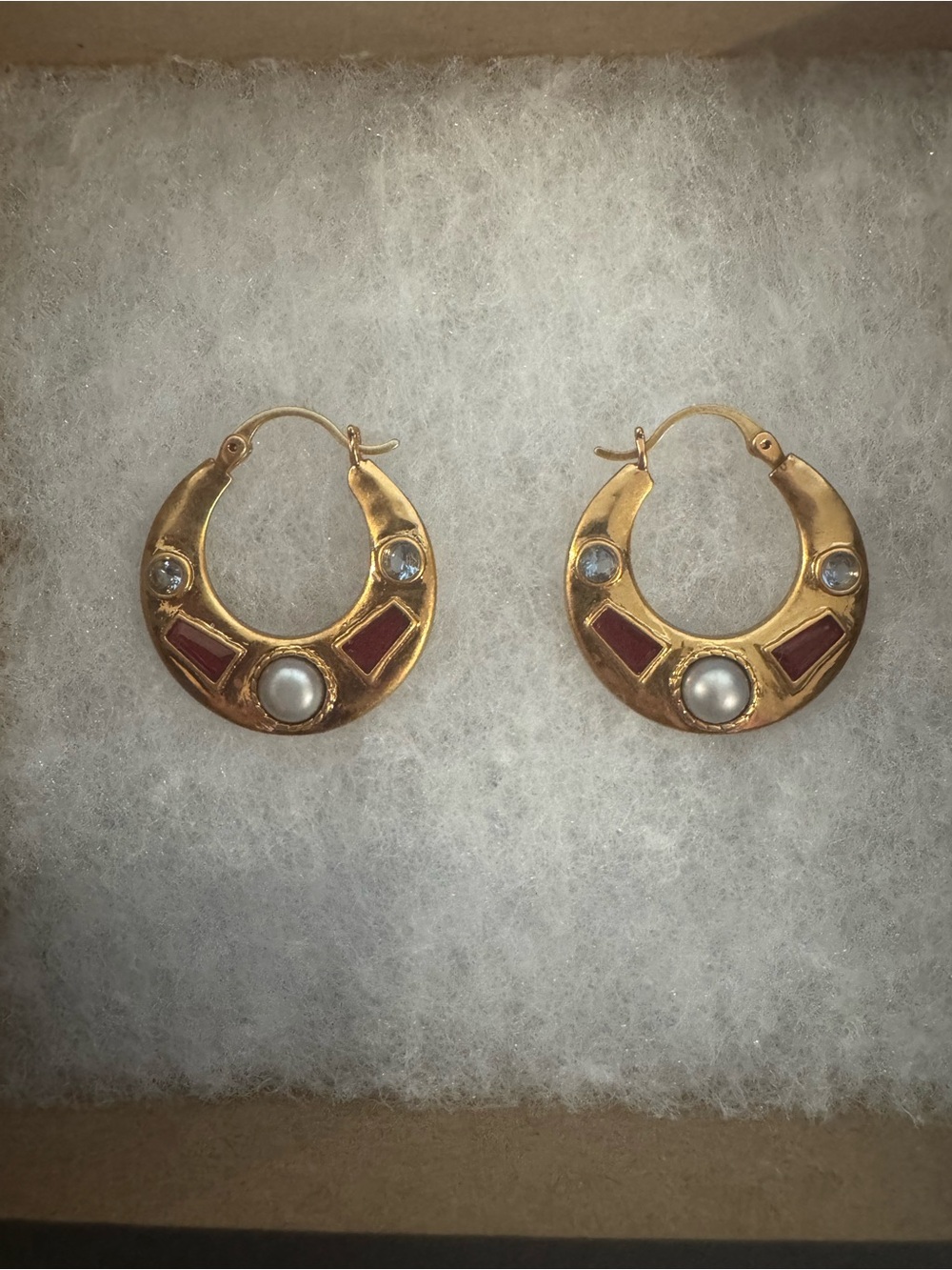 The Met Store Medieval Stone Crescent Hoop Earrings